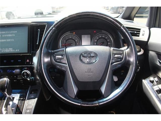 TOYOTA VELLFIRE 2017