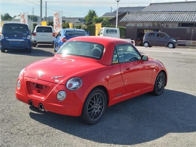DAIHATSU COPEN 2011