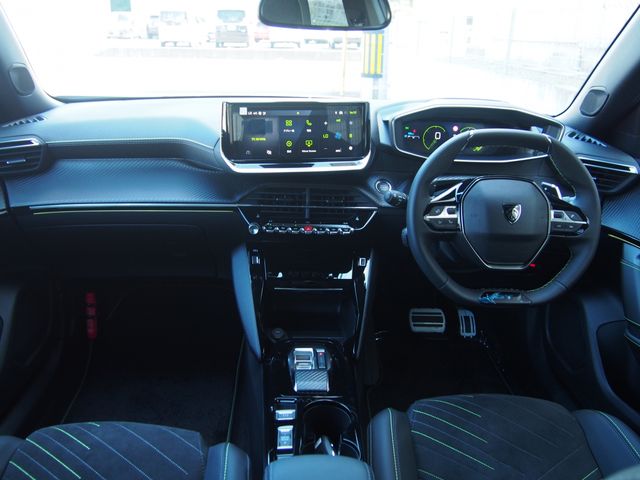 PEUGEOT PEUGEOT 2008 2025