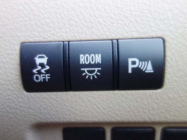 TOYOTA ALPHARD 4WD 2009