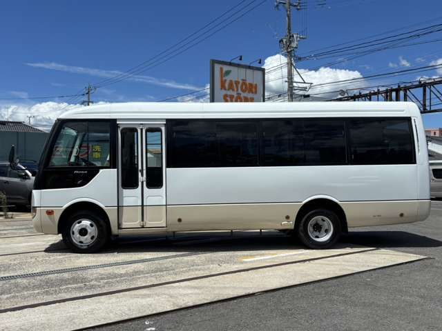 MITSUBISHI ROSA 4WD 2011