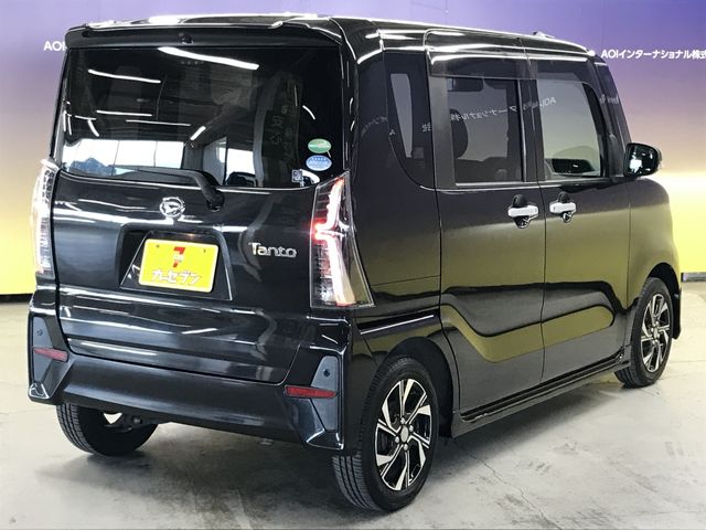 DAIHATSU TANTO CUSTOM 2019