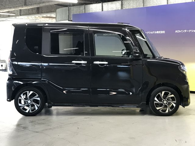 DAIHATSU TANTO CUSTOM 2019