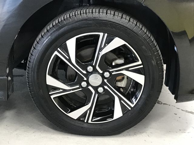 DAIHATSU TANTO CUSTOM 2019