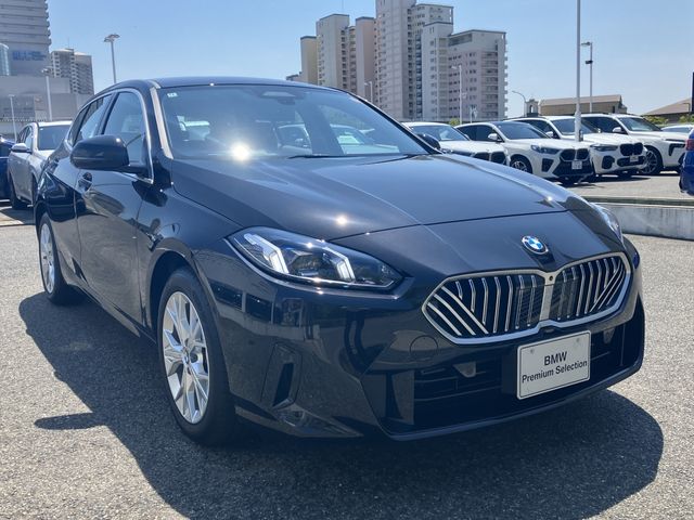 BMW BMW 1series 2024