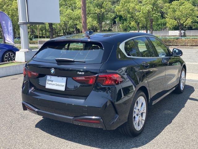 BMW BMW 1series 2024