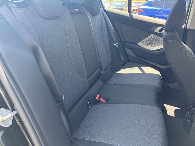 BMW BMW 1series 2024