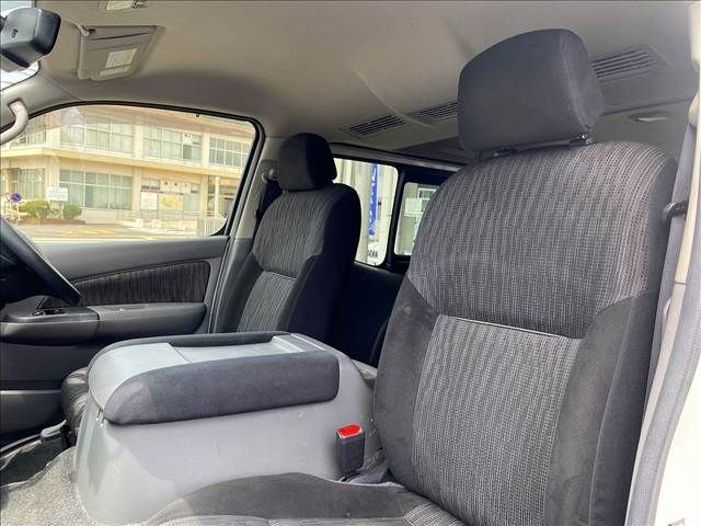 NISSAN NV350 CARAVAN 4WD 2019