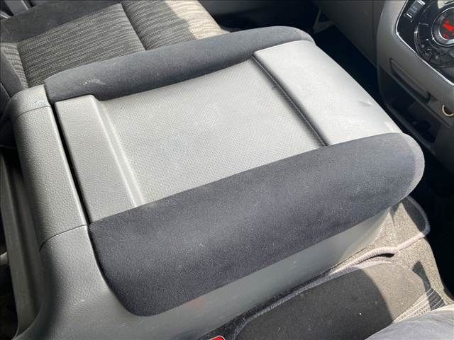 NISSAN NV350 CARAVAN 4WD 2019