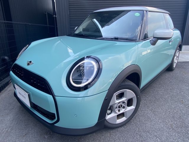 BMW MINI COOPER 2025