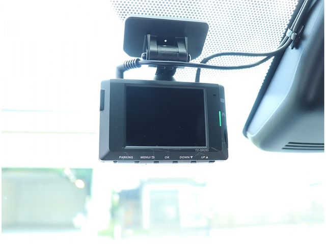 TOYOTA YARIS CROSS HYBRID 2023