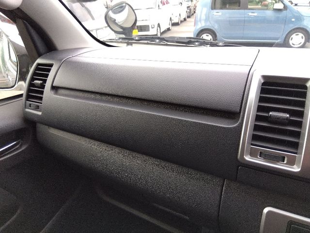 TOYOTA HIACE van 4WD 2014