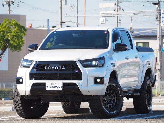 TOYOTA HILUX 4WD 2024