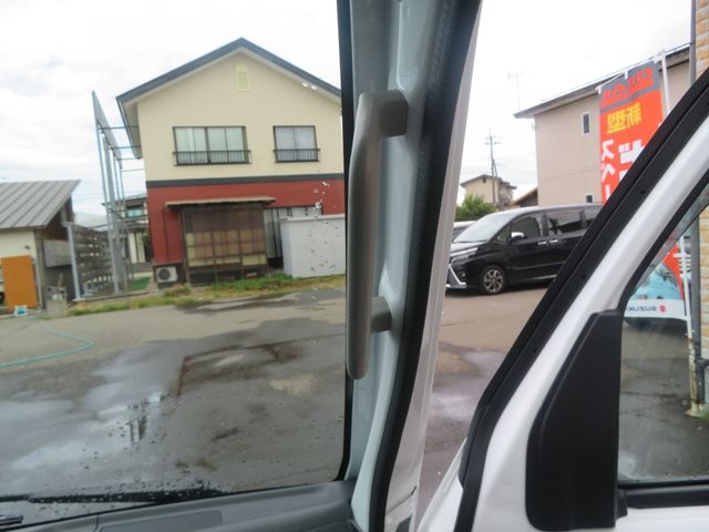 SUZUKI CARRY truck 4WD 2025