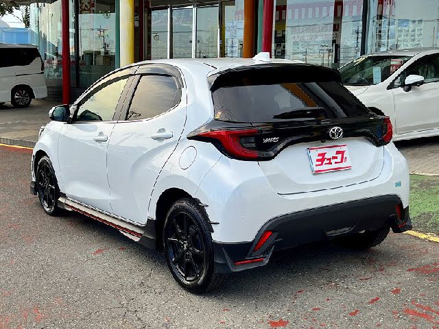 TOYOTA YARIS 2023