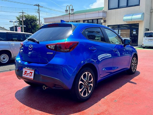 MAZDA DEMIO 2015