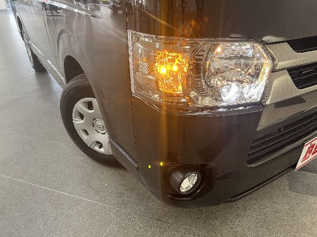 TOYOTA HIACE van 2WD 2021