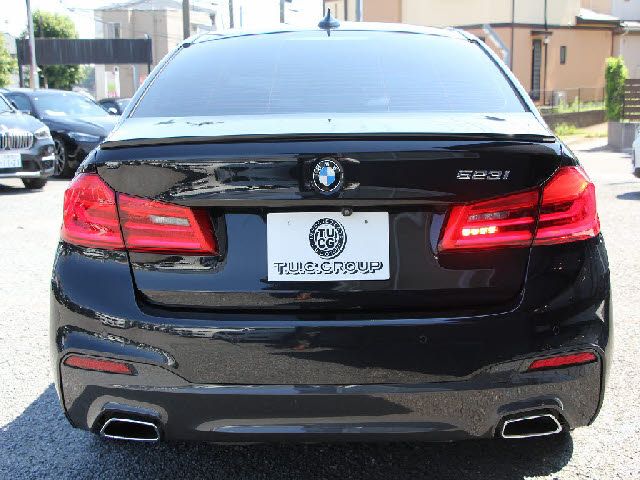 BMW BMW 5series sedan 2019