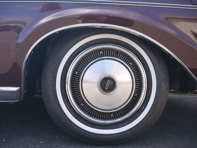 LINCOLN LINCOLN CONTINENTAL 2019