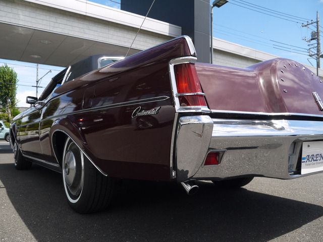 LINCOLN LINCOLN CONTINENTAL 2019