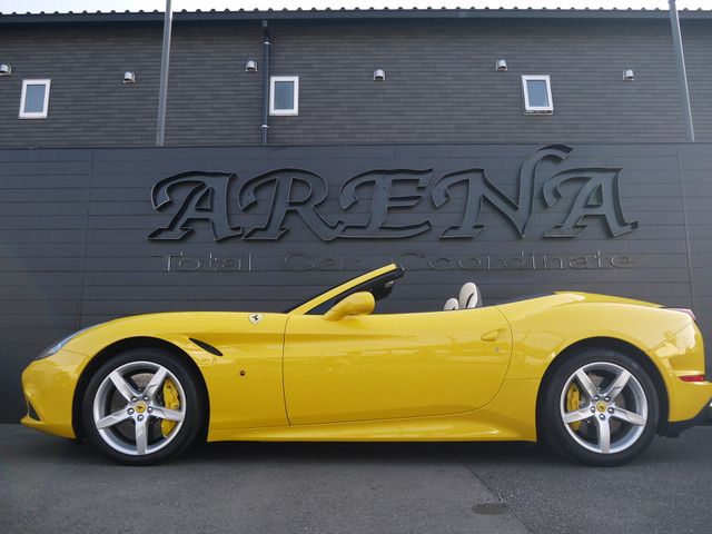 FERRARI FERRARI California T 2015