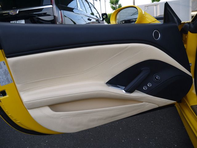 FERRARI FERRARI California T 2015