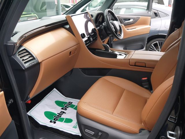 TOYOTA VELLFIRE  HYBRID 2023