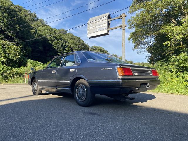 NISSAN ???? 1982