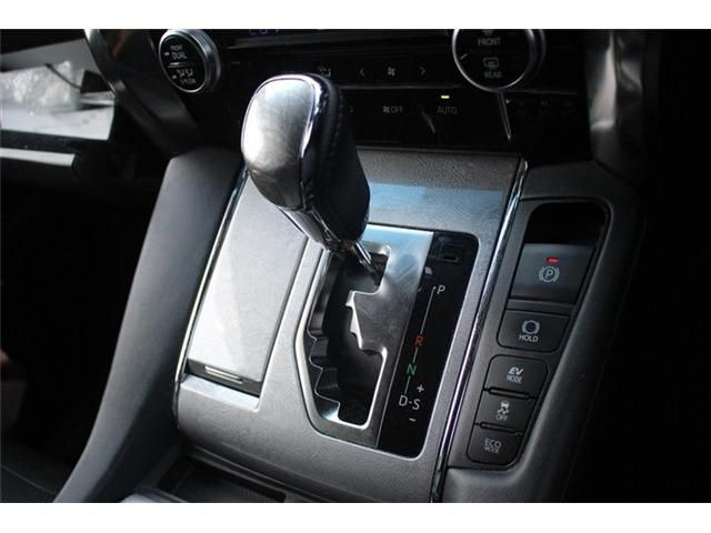 TOYOTA ALPHARD hybrid 4WD 2019