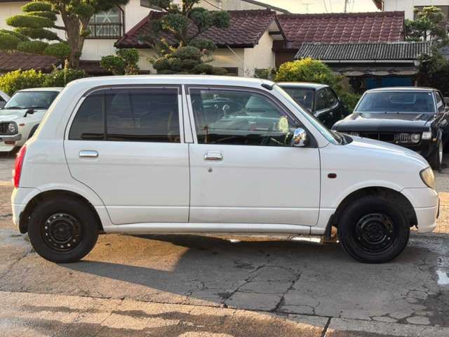 DAIHATSU MIRA 2002