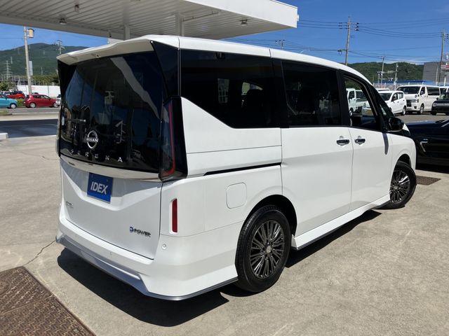 NISSAN SERENA  WG 2024