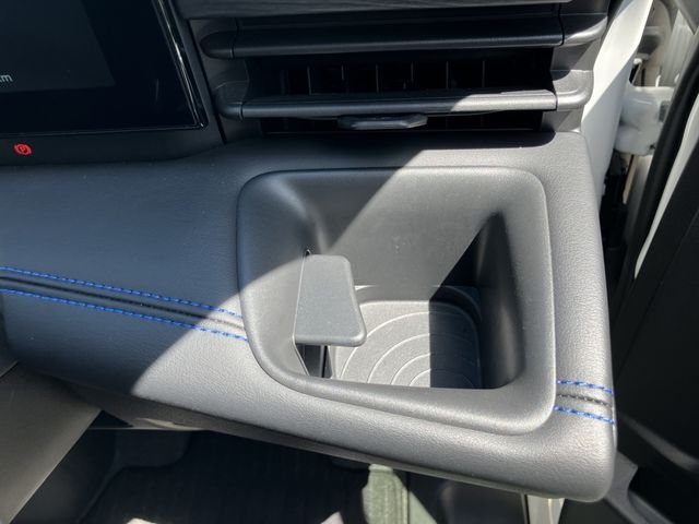 NISSAN SERENA  WG 2024