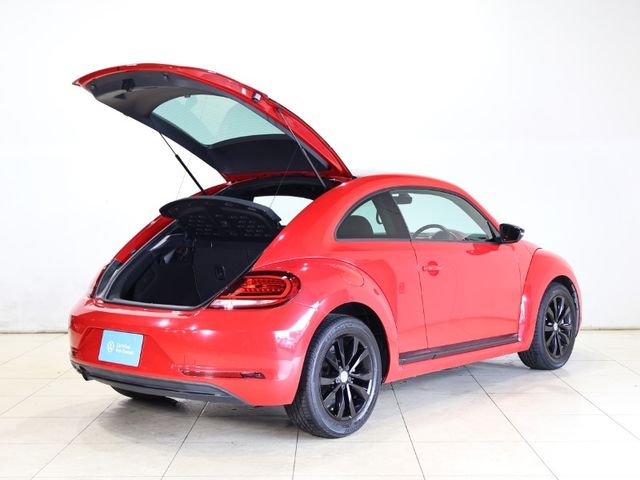 VOLKSWAGEN VOLKSWAGEN The BEETLE 2018