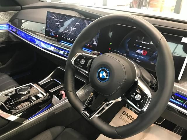 BMW BMW i7 2024