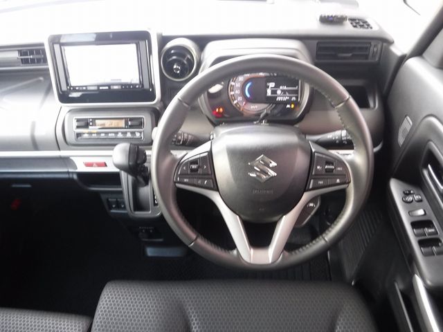 SUZUKI Spacia GEAR 2022