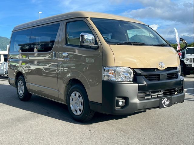 TOYOTA HIACE van 2WD 2025
