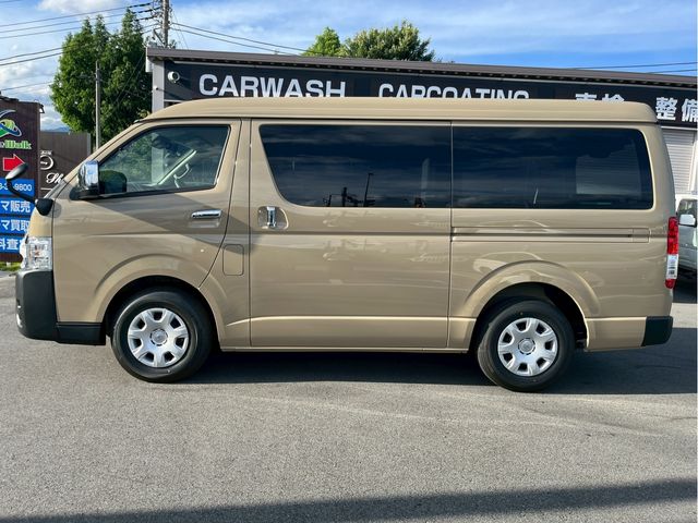 TOYOTA HIACE van 2WD 2025