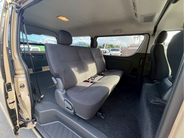 TOYOTA HIACE van 2WD 2025