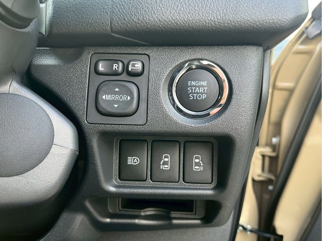 TOYOTA HIACE van 2WD 2025