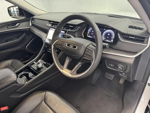 JEEP JEEP GRAND CHEROKEE 2023