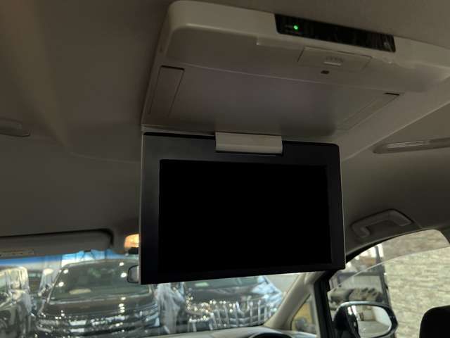 TOYOTA VELLFIRE 2016