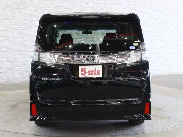 TOYOTA VELLFIRE 2016