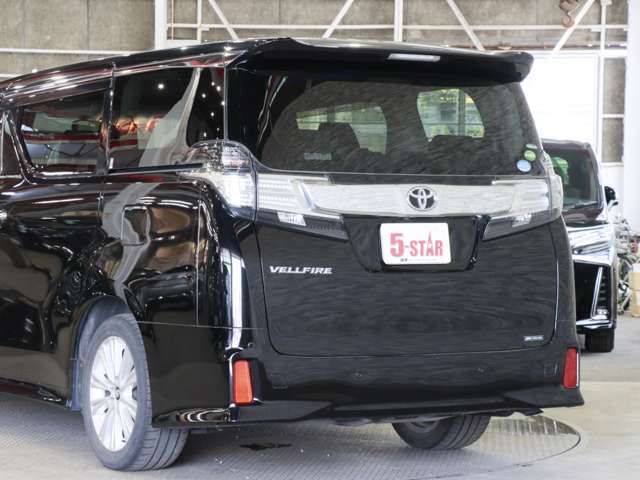 TOYOTA VELLFIRE 2016