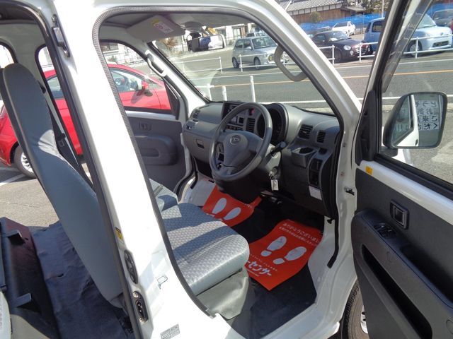 DAIHATSU HIJET CARGO 2016