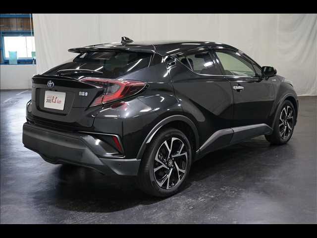 TOYOTA C-HR 2018