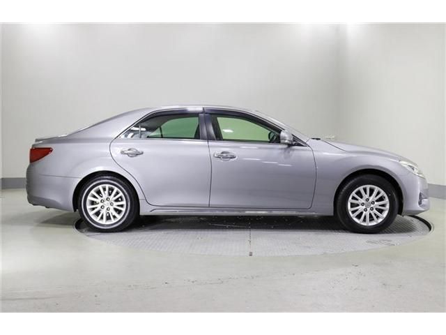 TOYOTA MARK X 2016