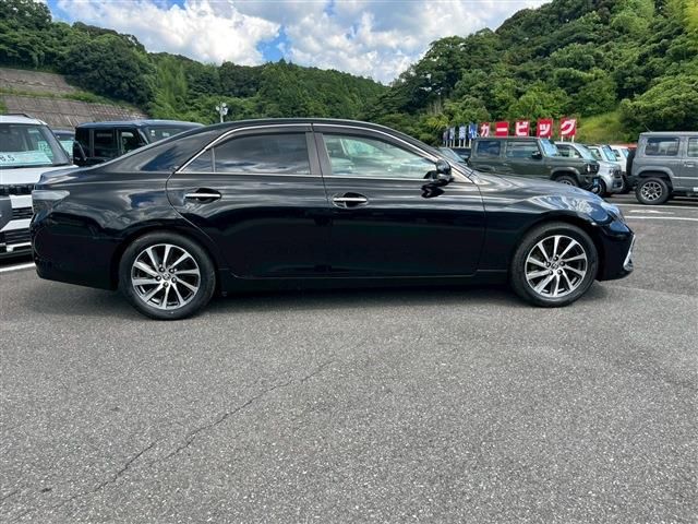 TOYOTA MARK X 2018