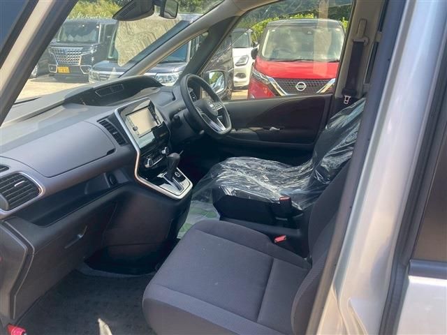 NISSAN SERENA  S-HYBRID 2018