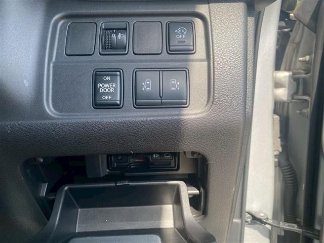 NISSAN SERENA  S-HYBRID 2018