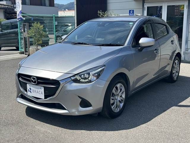 MAZDA DEMIO 2015